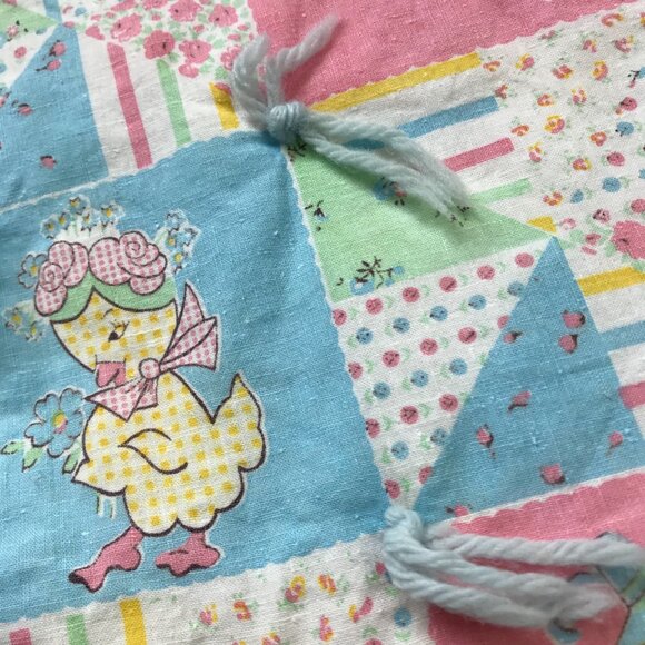 Handmade Vintage Animal Baby‎ Blanket Gender Neutral Measures Approx. 35" by 42" - Picture 5 of 9